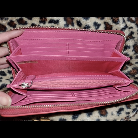 Coach hot pink wallet - Picture 2 of 3